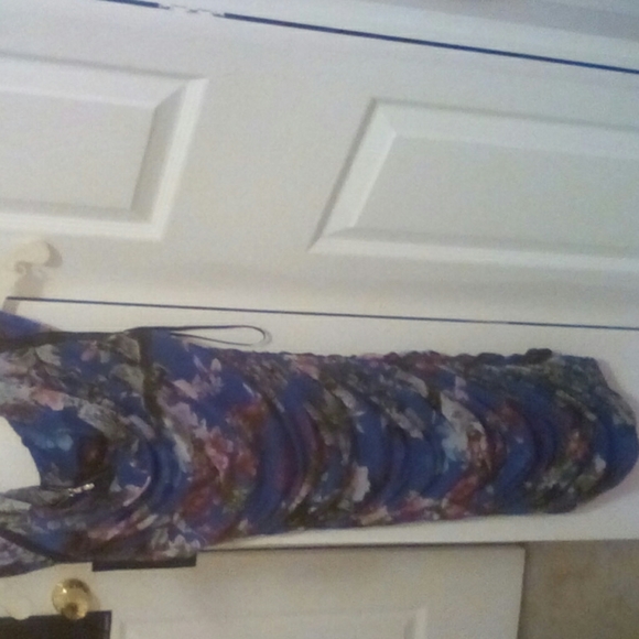 Dress - Picture 1 of 2